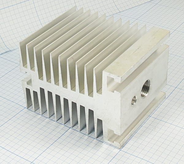 охладитель  80x100x 70/М16\I14\\Al\сер\О-161\ --- Охладители (радиаторы охлаждения)