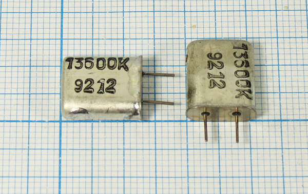 13600 \HC18U\S\\\РК379\1Г 5мм --- Кварцевые резонаторы (пьезокерамические, диэлектрические, ПАВ (SAW), резонаторы из других пьезоматериалов)