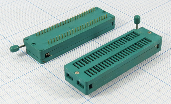 пан DIP \48HP 2,54\зажим\\SCZP-48P --- Панельки для микросхем