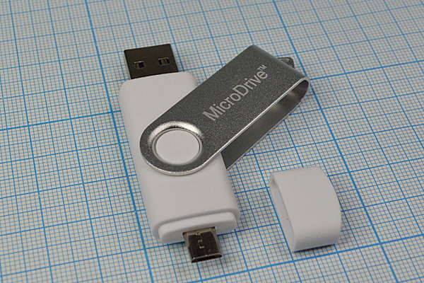 флеш память\32GB\USB 2.0/microUSB B\\\MicroDrive --- 