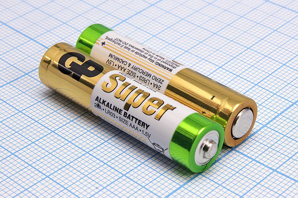 бат  1,5В\\AAA\Alk\LR03\GP --- Щелочные и литиевые батареи