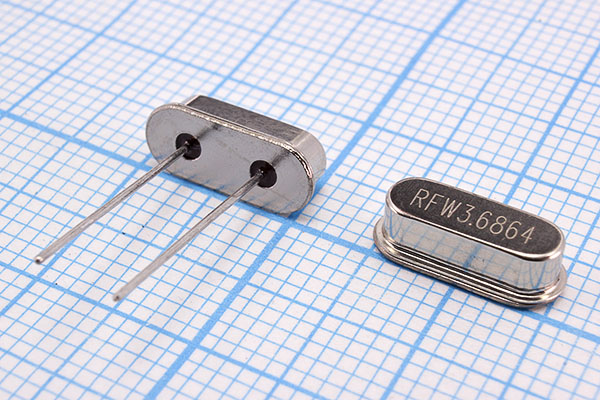 3686,4 \HC49S3\16\ 30\ /-20~70С\RFWI\1Г(RFW3.6864) --- Кварцевые резонаторы (пьезокерамические, диэлектрические, ПАВ (SAW), резонаторы из других пьезоматериалов)