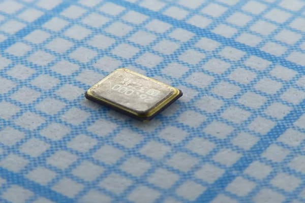 26000 \SMD02520C4\16\ 10\ 20/-40~85C\NX2520SA\1Г --- Кварцевые резонаторы (пьезокерамические, диэлектрические, ПАВ (SAW), резонаторы из других пьезоматериалов)