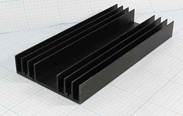 охладитель 200x 95x 24\F12\\Al\чер\BLA060-200\ --- Охладители (радиаторы охлаждения)