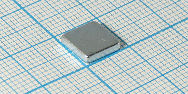 магнит  8,0x 8,0x 2\паралл\\Ni\N35\ --- Неодимовые и Ферритовые магниты