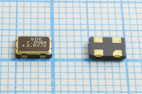гк 7372,8 \\SMD05032C4\T/CM\2,5В\SOC5\SDE --- Кварцевые генераторы