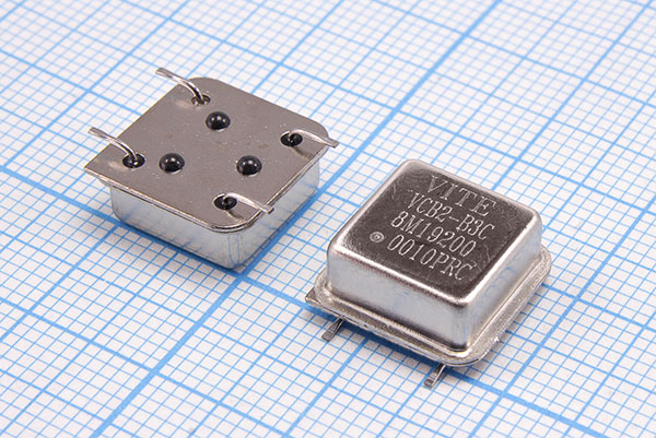 гк 8192 \\HALF-SMD-85\T/CM\3,3В\VCB2-B3C\VITE --- Кварцевые генераторы