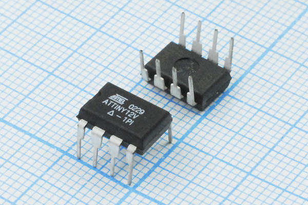 пп tiny12V-1PI \DIP-8 \контр\ATM\ --- Полупроводники