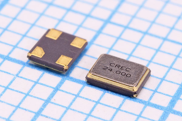 24000 \SMD02520C4\12\ 10\ 20/-40~85C\XME\1Г CREC --- Кварцевые резонаторы (пьезокерамические, диэлектрические, ПАВ (SAW), резонаторы из других пьезоматериалов)