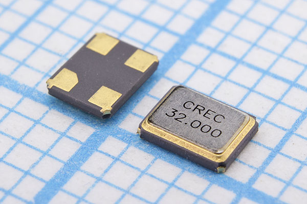 32000 \SMD03225C4\ 8\ 10\ 50/-40~125C\XMD\1Г CREC --- Кварцевые резонаторы (пьезокерамические, диэлектрические, ПАВ (SAW), резонаторы из других пьезоматериалов)