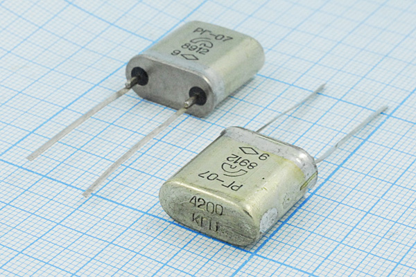 4200 \HC33U\\ 15\ 20/-10~60C\РГ07ББ-6АП\1Г --- Кварцевые резонаторы (пьезокерамические, диэлектрические, ПАВ (SAW), резонаторы из других пьезоматериалов)