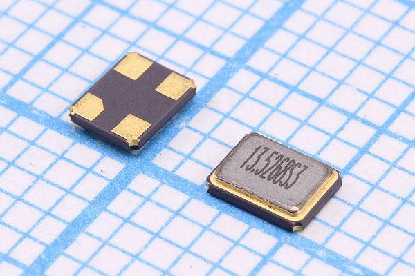13526,8 \SMD03225C4\10\ 10\ 20/-40~85C\13,5268S3\ --- Кварцевые резонаторы (пьезокерамические, диэлектрические, ПАВ (SAW), резонаторы из других пьезоматериалов)