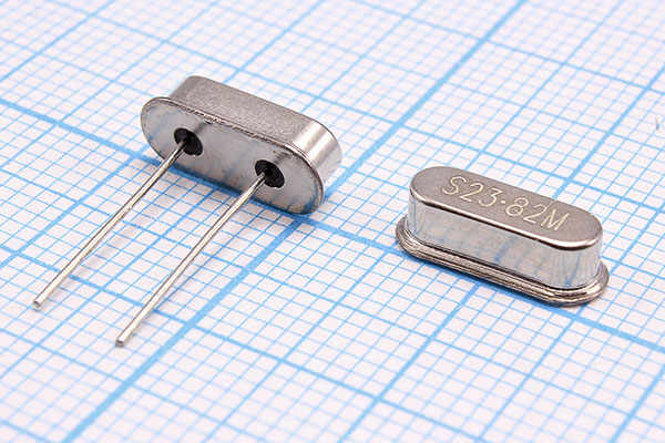 23820 \HC49S3\10\ 15\ 20/-20~70C\S23,82M\1Г CY --- Кварцевые резонаторы (пьезокерамические, диэлектрические, ПАВ (SAW), резонаторы из других пьезоматериалов)