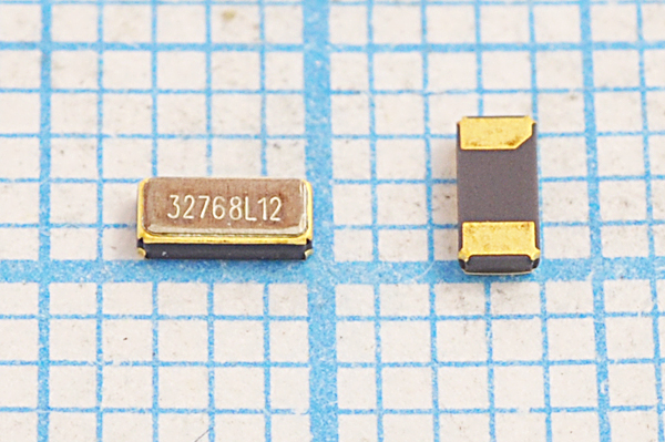 32,768 \SMD03215C2\12,5\ 15\150/-40~85C\ZM315\1Г --- Кварцевые резонаторы (пьезокерамические, диэлектрические, ПАВ (SAW), резонаторы из других пьезоматериалов)