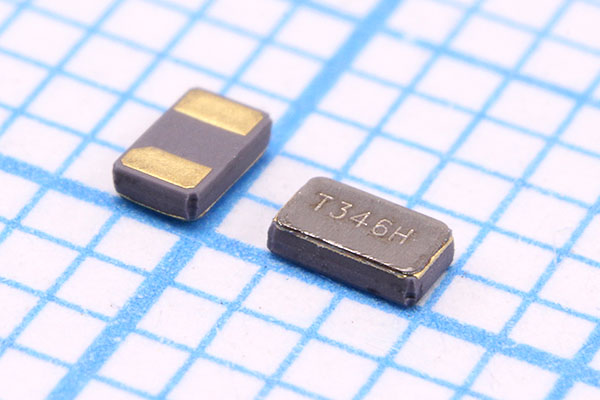 32,768 \SMD02012C2\ 8\ 10\200/-40~85C\XTH\1Г CREC --- Кварцевые резонаторы (пьезокерамические, диэлектрические, ПАВ (SAW), резонаторы из других пьезоматериалов)