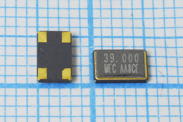 39000 \SMD05032C4\ 8\ 20\ 30/-20~70C\MJ[SMD05032C4 --- Кварцевые резонаторы (пьезокерамические, диэлектрические, ПАВ (SAW), резонаторы из других пьезоматериалов)
