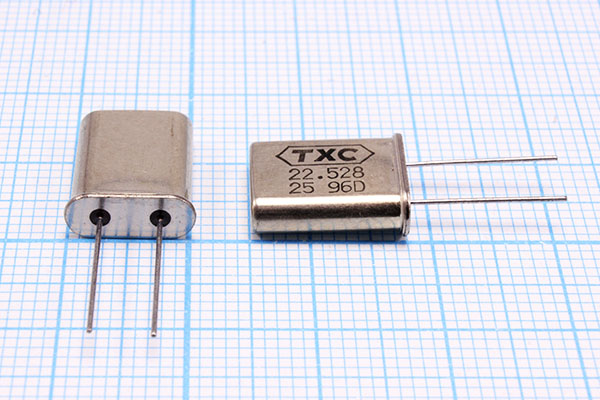 22528 \HC49U\16\\\9A[HC49U]\1Г (TXC 22.528) --- Кварцевые резонаторы (пьезокерамические, диэлектрические, ПАВ (SAW), резонаторы из других пьезоматериалов)
