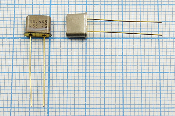 44545 \UM5\S\ 10\\\3Г (44.545  KSS 4G) --- Кварцевые резонаторы (пьезокерамические, диэлектрические, ПАВ (SAW), резонаторы из других пьезоматериалов)