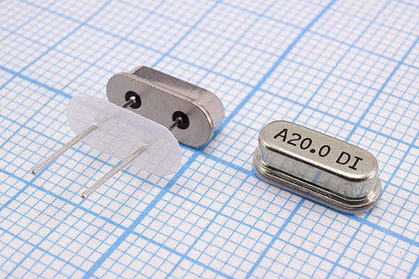 20000 \HC49S3\18\ 20\ 30/-40~85C\\1Г +IS (A20,0DI) --- Кварцевые резонаторы (пьезокерамические, диэлектрические, ПАВ (SAW), резонаторы из других пьезоматериалов)
