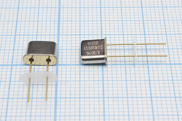 13560 \UM5\S\ 10\ 30/-40~85C\UM-5[SDE]\1Г +IS --- Кварцевые резонаторы (пьезокерамические, диэлектрические, ПАВ (SAW), резонаторы из других пьезоматериалов)
