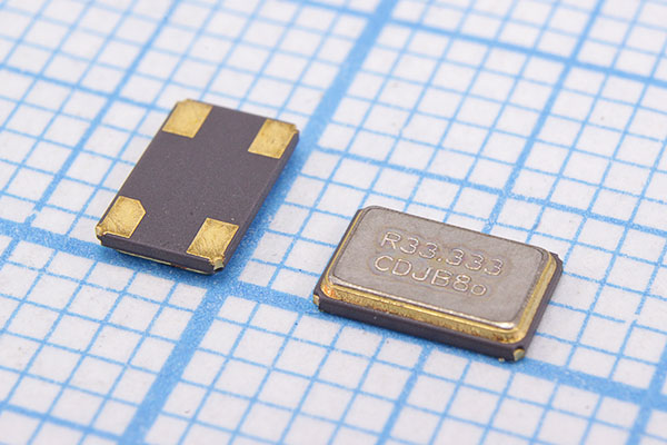 33333 \SMD05032C4\12\ 30\ 30/-40~85C\XMC\1Г CREC --- Кварцевые резонаторы (пьезокерамические, диэлектрические, ПАВ (SAW), резонаторы из других пьезоматериалов)