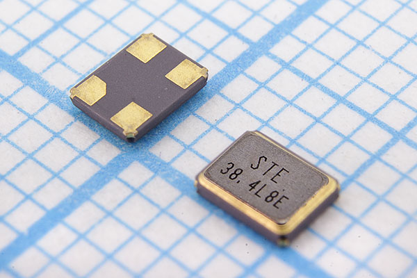 38400 \SMD03225C4\ 8\ 10\ 15/-40~85C\S3225\1Г --- Кварцевые резонаторы (пьезокерамические, диэлектрические, ПАВ (SAW), резонаторы из других пьезоматериалов)