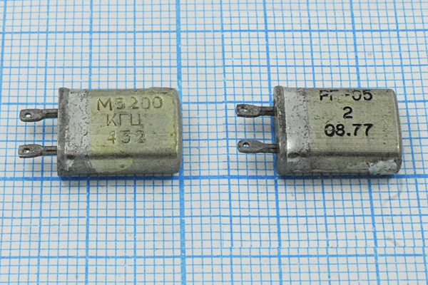 5200 \МВ\\\\РГ05МВ\1Г (М5200 КГЦ РГ-05) --- Кварцевые резонаторы (пьезокерамические, диэлектрические, ПАВ (SAW), резонаторы из других пьезоматериалов)