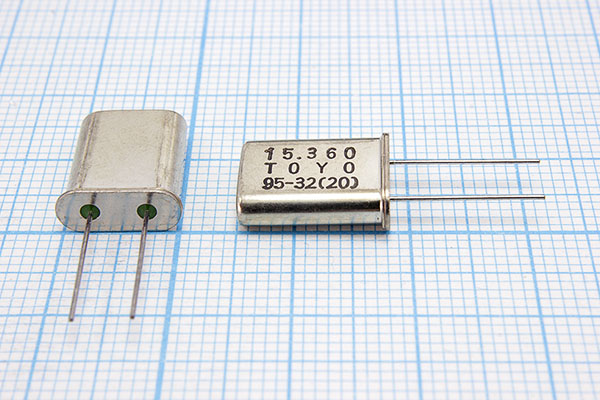 15360 \HC49U\20\ 30\\\1Г (TOYO) --- Кварцевые резонаторы (пьезокерамические, диэлектрические, ПАВ (SAW), резонаторы из других пьезоматериалов)