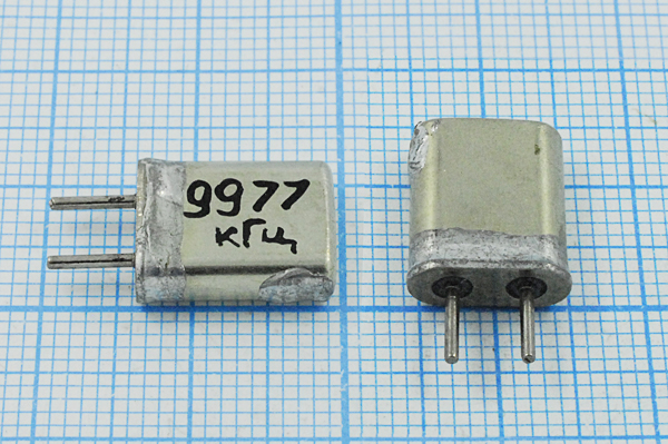 9977 \HC25U\\\\МА\1Г --- Кварцевые резонаторы (пьезокерамические, диэлектрические, ПАВ (SAW), резонаторы из других пьезоматериалов)