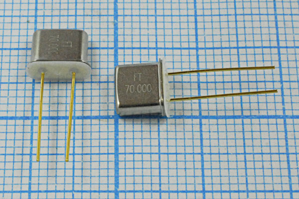 70000 \UM5\S\ 20\ 30/-20~70C\U5\3Г +IS (FT) --- Кварцевые резонаторы (пьезокерамические, диэлектрические, ПАВ (SAW), резонаторы из других пьезоматериалов)