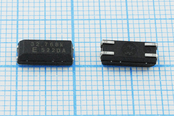 32,768 \SMD10440P4-2\12,5\ 20\ /-20~70C\MC-405\1Г --- Кварцевые резонаторы (пьезокерамические, диэлектрические, ПАВ (SAW), резонаторы из других пьезоматериалов)