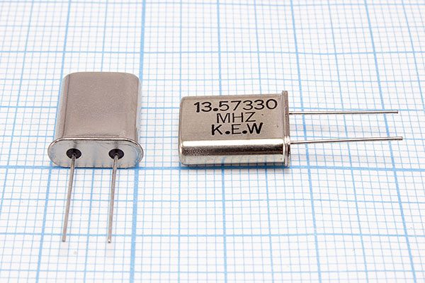 13573,3 \HC49U\20\\\\1Г (KEW) --- Кварцевые резонаторы (пьезокерамические, диэлектрические, ПАВ (SAW), резонаторы из других пьезоматериалов)