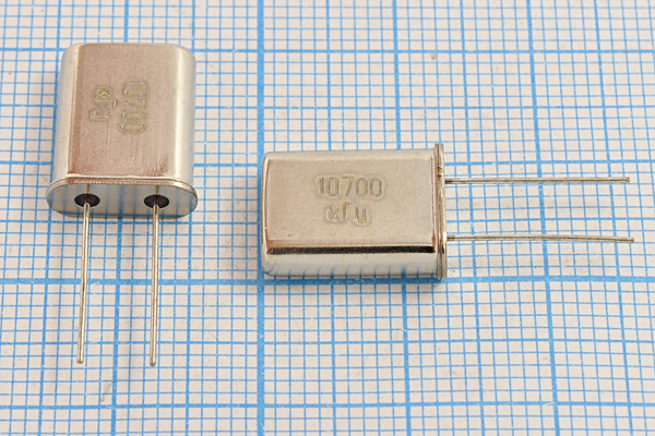 10700 \HC49U\S\\\\1Г (10700кГц) --- Кварцевые резонаторы (пьезокерамические, диэлектрические, ПАВ (SAW), резонаторы из других пьезоматериалов)