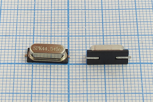 44545 \SMD49S4\20\ 30\\HC-49US-SMD\3Г (SPK44.545N) --- Кварцевые резонаторы (пьезокерамические, диэлектрические, ПАВ (SAW), резонаторы из других пьезоматериалов)