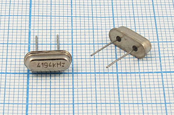 4194,304 \HC49S3\S\\\РК415\1Г (4194kHz) --- Кварцевые резонаторы (пьезокерамические, диэлектрические, ПАВ (SAW), резонаторы из других пьезоматериалов)