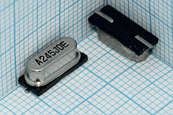 24576 \SMD49S4\18\ 30\\ABLS\1Г (A245JOE)  ABRACON --- Кварцевые резонаторы (пьезокерамические, диэлектрические, ПАВ (SAW), резонаторы из других пьезоматериалов)