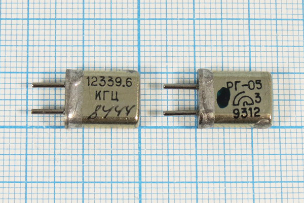 12339,6 \HC25U\\\\РГ05МА\1Г --- Кварцевые резонаторы (пьезокерамические, диэлектрические, ПАВ (SAW), резонаторы из других пьезоматериалов)