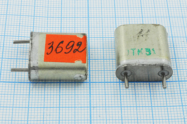 3692 \HC6U\\\\БА\1Г --- Кварцевые резонаторы (пьезокерамические, диэлектрические, ПАВ (SAW), резонаторы из других пьезоматериалов)