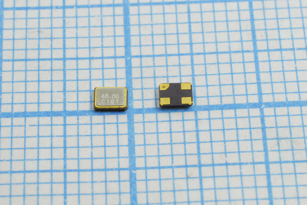 48000 \SMD02520C4\10\ 20\ 20/-20~70C\425[CTS]\1Г --- Кварцевые резонаторы (пьезокерамические, диэлектрические, ПАВ (SAW), резонаторы из других пьезоматериалов)