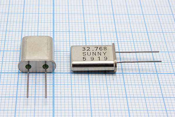 32768 \HC49U\30\\\SA[SUNNY]\3Г (SUNNY) --- Кварцевые резонаторы (пьезокерамические, диэлектрические, ПАВ (SAW), резонаторы из других пьезоматериалов)
