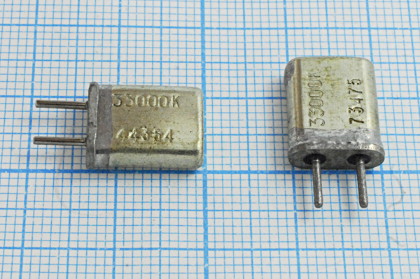 33000 \HC25U\\\\МА\1Г (33000К) --- Кварцевые резонаторы (пьезокерамические, диэлектрические, ПАВ (SAW), резонаторы из других пьезоматериалов)