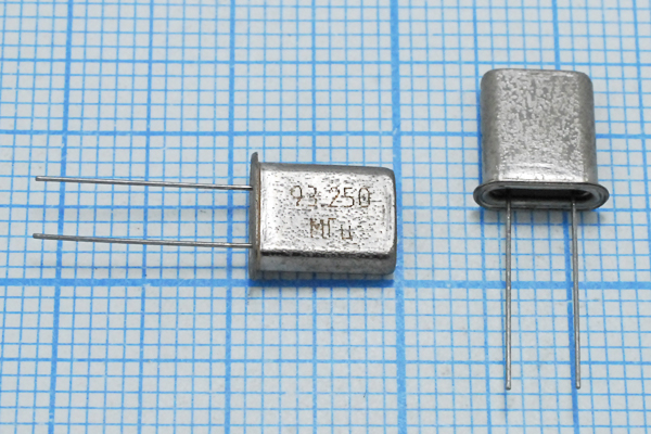 93250 \HC45U\\\\РК45[HC45U]\ХСР 5Г --- Кварцевые резонаторы (пьезокерамические, диэлектрические, ПАВ (SAW), резонаторы из других пьезоматериалов)