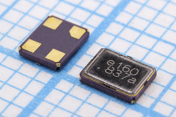 16000 \SMD03225C4\16\ 10\ 20/-40~85C\XMH\1Г CREC --- Кварцевые резонаторы (пьезокерамические, диэлектрические, ПАВ (SAW), резонаторы из других пьезоматериалов)