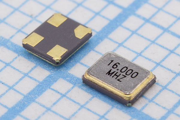 16000 \SMD02520C4\ 9\ 10\ 20/-40~85C\XME\1Г CREC --- Кварцевые резонаторы (пьезокерамические, диэлектрические, ПАВ (SAW), резонаторы из других пьезоматериалов)