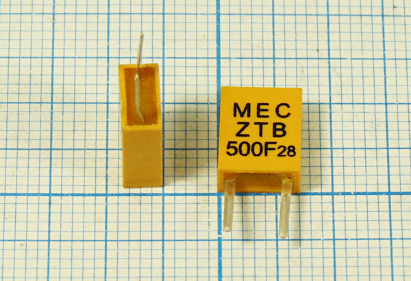 500 \C07x4x09P2\\\\ZTB500F28\2P-2 [15,68] --- Кварцевые резонаторы (пьезокерамические, диэлектрические, ПАВ (SAW), резонаторы из других пьезоматериалов)