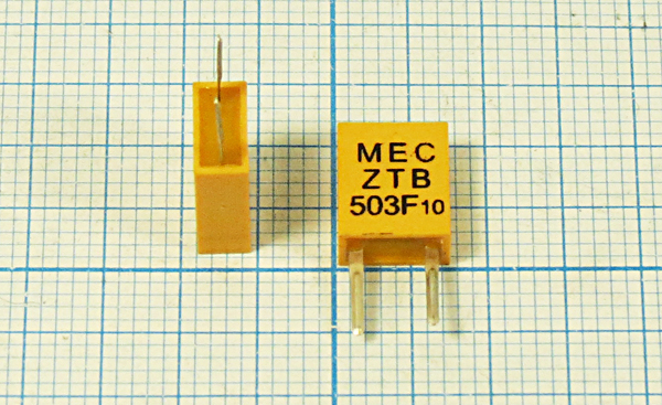 503 \C07x4x09P2\\\\ZTB503F10\[15,734][CSB503F10 --- Кварцевые резонаторы (пьезокерамические, диэлектрические, ПАВ (SAW), резонаторы из других пьезоматериалов)