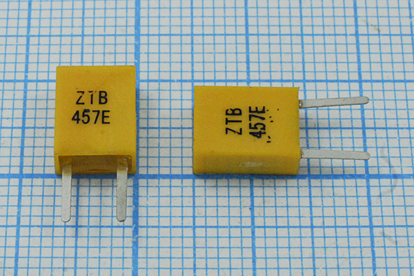 457 \C07x4x09P2\\3000\\ZTB457E\2P-2 --- Кварцевые резонаторы (пьезокерамические, диэлектрические, ПАВ (SAW), резонаторы из других пьезоматериалов)