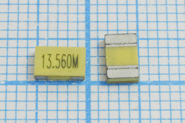 13560 \SMD05032C2\20\ 20\ 20/-20~70C\TA5CA\1Г --- Кварцевые резонаторы (пьезокерамические, диэлектрические, ПАВ (SAW), резонаторы из других пьезоматериалов)