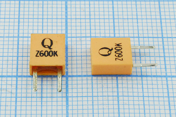 600 \C07x4x09P2\\3000\\ZTB600P\2P-2  (Q) --- Кварцевые резонаторы (пьезокерамические, диэлектрические, ПАВ (SAW), резонаторы из других пьезоматериалов)