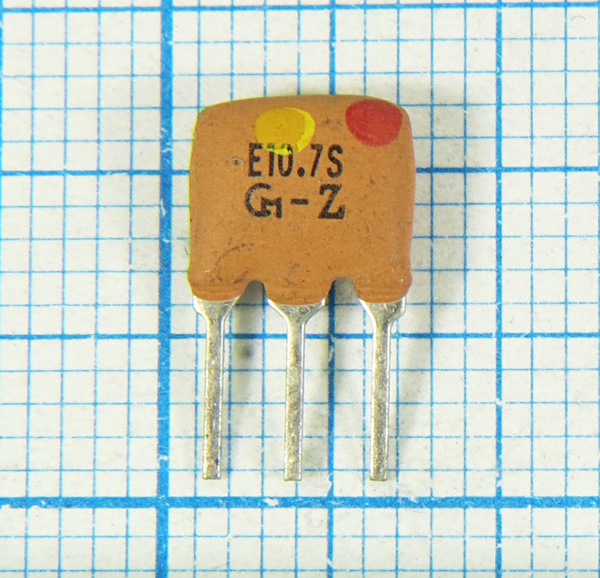 ф 10700 \пол\180/3\SFEL\3P\LT10,7MS3-C (жел)прав --- Кварцевые фильтры (диэлектрические, пьезокерамические, ПАВ (SAW), ФЭМ, фильтры из других пьезоматериалов)